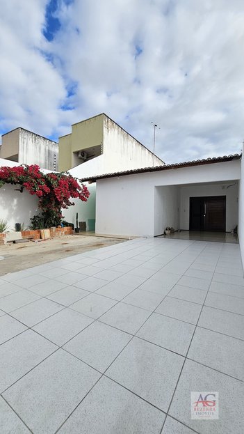 house em Rua José Ilânio Couto Gondim, Lagoa Seca - Juazeiro do Norte - CE