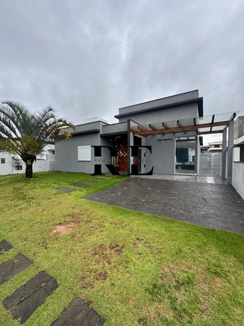 house em Red Park, São João do Rio Vermelho - Florianópolis - SC