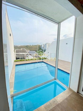 house em Rua Francisco de Egídio Velasco, Jardim Amália - Volta Redonda - RJ