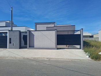 house em Rua Nadir da Silva Antunes, Loteamento Residencial e Comercial Araguaia - Pindamonhangaba - SP