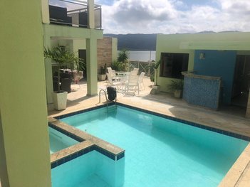 house em Rua Achylles de Albuquerque Oliveira, Camboinhas - Niterói - RJ