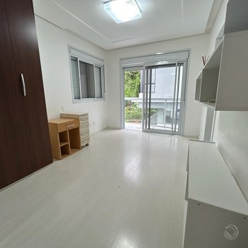 apartment em Rodovia Tertuliano Brito Xavier, Jurerê - Florianópolis - SC