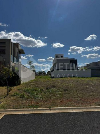 land_lot em Rua Argemiro Costa, Nova Uberlândia - Uberlândia - MG