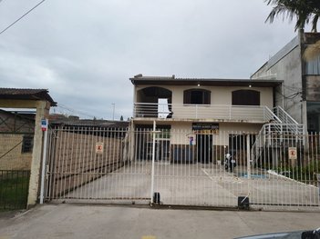 house em Rua Senador Salgado Filho, Centro - Esteio - RS