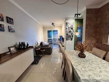 apartment em Avenida Ubiratan Honório de Castro, Segismundo Pereira - Uberlândia - MG