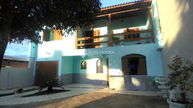 house em Rua Porto Rico, Sumaré - Alvorada - RS