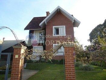 apartment em Rua Ermelinda Barbacovi, Bavária - Gramado - RS