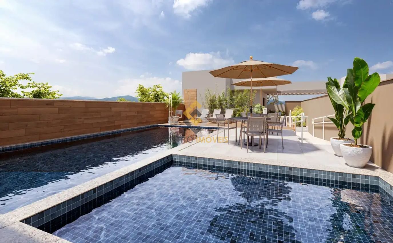 Piscinas adulto e infantil
