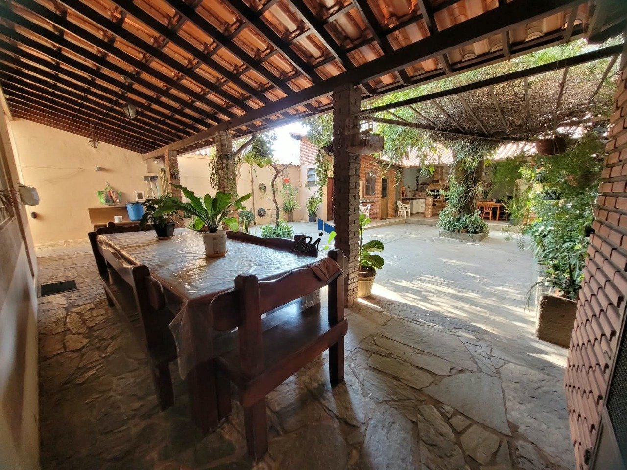 Casa com 4 quartos — Liberdade, Belo Horizonte