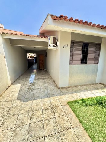 house em Rua Tiradentes, Vila Ipiranga - Maringá - PR