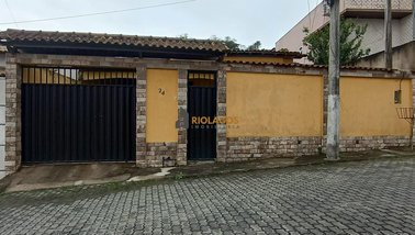 house em Rua Prefeito Waldir da Silva Lobo, Morro do Milagre - São Pedro da Aldeia - RJ
