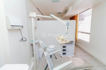 office em Avenida Taquara, Petrópolis - Porto Alegre - RS