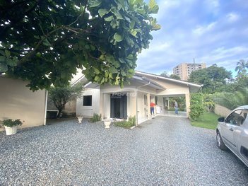 house em Rua Carlos Zuelow, Itoupava Central - Blumenau - SC