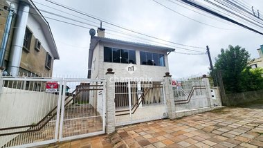 house em Rua Ernesto Alves, Nossa Senhora de Lourdes - Caxias do Sul - RS