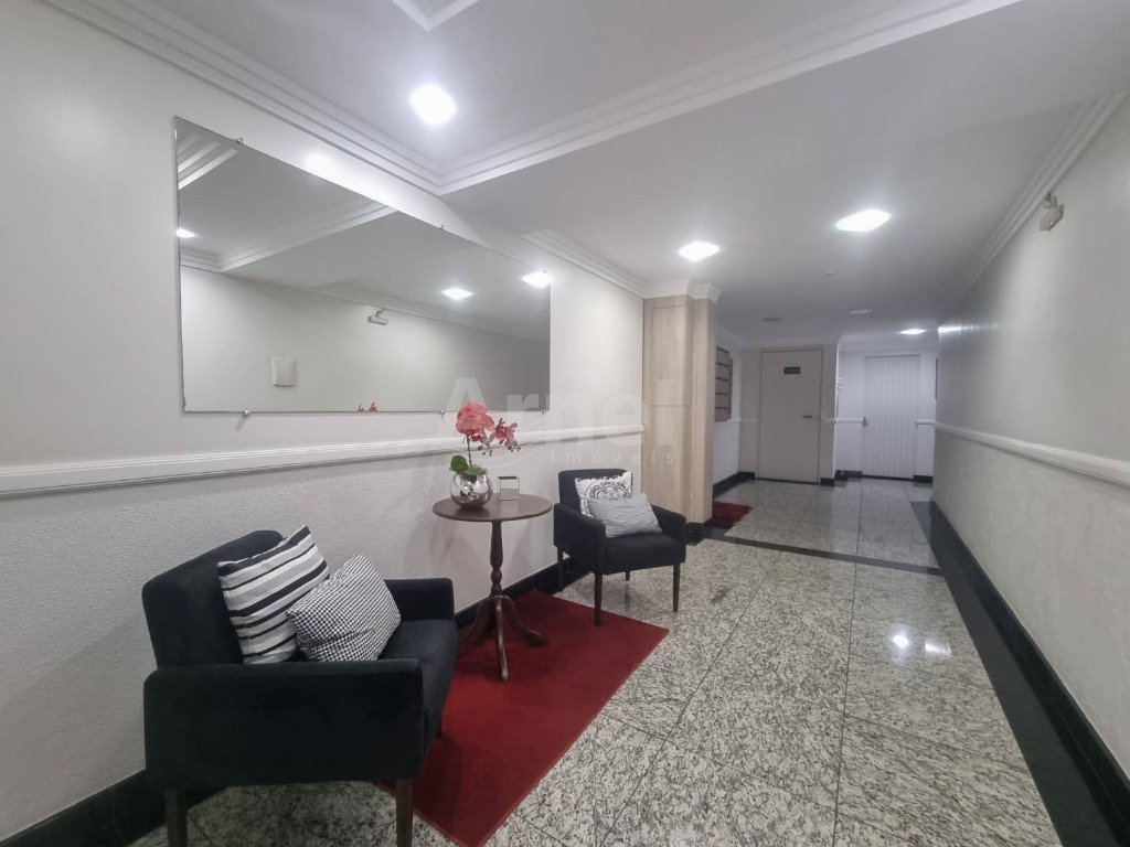 03 HALL
