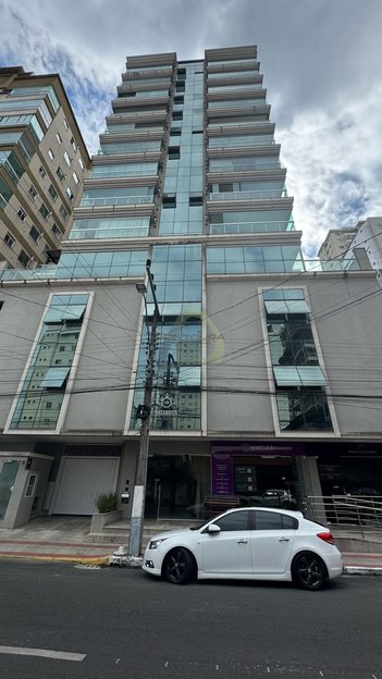 apartment em Rua 236, Meia Praia - Itapema - SC