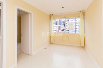 apartment em Rua Casemiro de Abreu, Boa Vista - Porto Alegre - RS