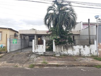 house em Rua Holmerindo Vieira Aguiar, Parque Granja Esperança - Cachoeirinha - RS