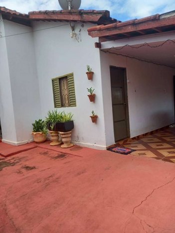 house em Avenida João Fratari, Alvorada I - Quirinópolis - GO