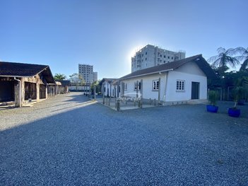 office em Rua Gustavo Zimmermann, Itoupava Central - Blumenau - SC