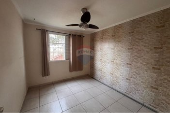 apartment em Rua Leonor Chiarion Suppioni, Condomínio Berbari II - Bragança Paulista - SP