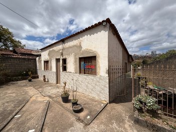 house em Rua Colatina, Industrial - João Monlevade - MG