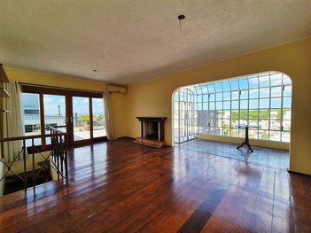 apartment em Rua Honório Silveira Dias, Higienópolis - Porto Alegre - RS