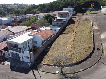land_lot em Rua Gentil Germano de Carvalho, Jardim Chácara dos Pinheiros - Botucatu - SP