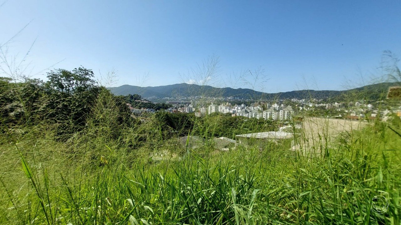 1-terreno-a-venda-na-trindade-em-florianópolis