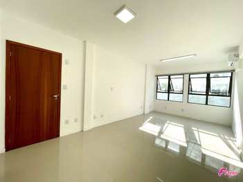 office em R. Lauro Linhares, Trindade - Florianópolis - SC