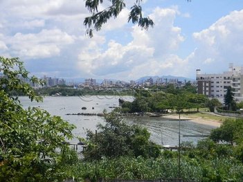 apartment em Rua João Meirelles, Capoeiras - Florianópolis - SC