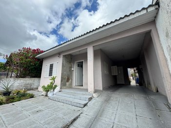 house em Avenida Major Alberto Bins, Vila Parque Brasília - Cachoeirinha - RS