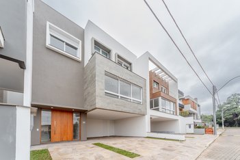house em Ivo Walter Kern, Hípica - Porto Alegre - RS