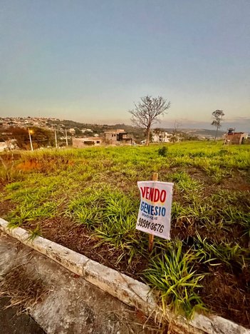 land_lot em Rua Orlando Melo Belisário, Novo Campinho - Pedro Leopoldo - MG