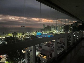 apartment em Rua França Pinto, Enseada - Guarujá - SP