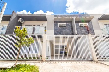 house em Rua Palmiro Vaccari, Pedro Moro - São José dos Pinhais - PR