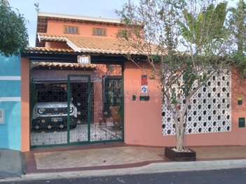 house em Rua Angelo de Cápua, Parque Igaçaba - Araraquara - SP