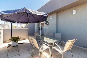 apartment em Rua Brasílio Itiberê, Jardim Botânico - Curitiba - PR