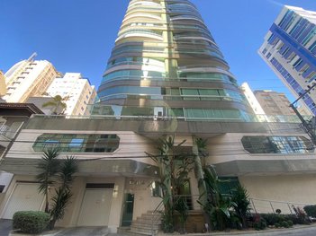 apartment em Rua 224, Meia Praia - Itapema - SC