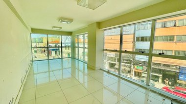 office em Porto Rocha, Centro - Cabo Frio - RJ