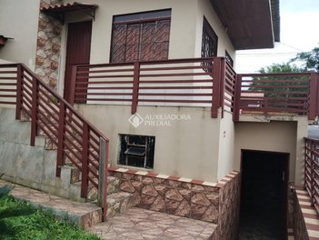 house em Rua Darcy Cristiano Bernardi, Olaria - Canoas - RS