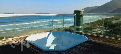 apartment em Rua dos Calcários, Pântano do Sul - Florianópolis - SC