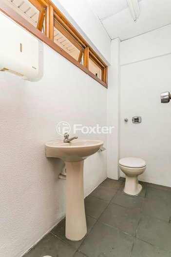 office em Rua Doutor Barros Cassal, Floresta - Porto Alegre - RS