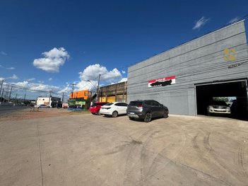 industrial em Avenida Miguel Sutil, Jardim Leblon - Cuiabá - MT