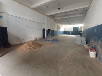 industrial em Visconde de São Leopoldo, Centro - Santos - SP