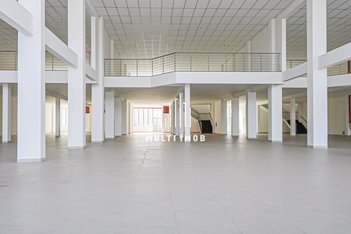 business em Avenida Assis Brasil, Sarandi - Porto Alegre - RS