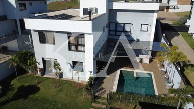 house em Rua Salvador Caruso Orlando, Medeiros - Jundiaí - SP
