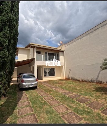 house em Avenida Marlene Pieve Miranda, Imperial - Varginha - MG