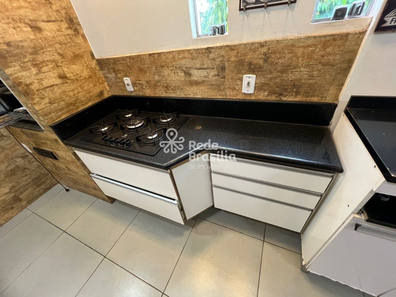 e0ac008d-86eb-45ec-9aa7-4e9c13e609d1