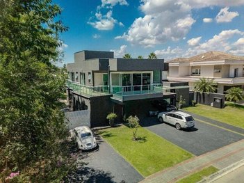 house em Rua Maria Izabel Mendes Gomes, Condomínio Chácara Serimbura - São José dos Campos - SP